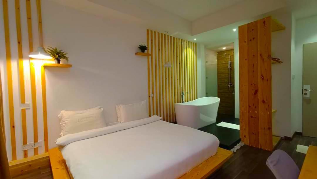 Portia Hotel & Spa 迪弗西 外观 照片