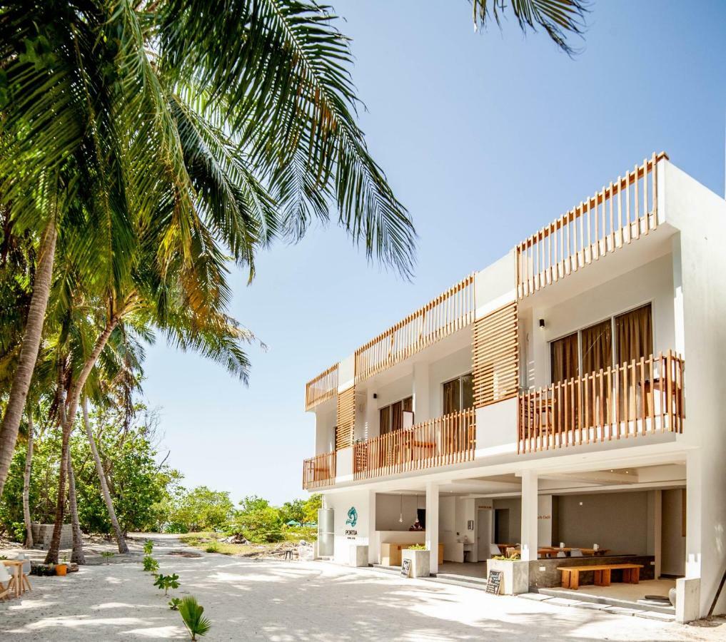 Portia Hotel & Spa 迪弗西 外观 照片
